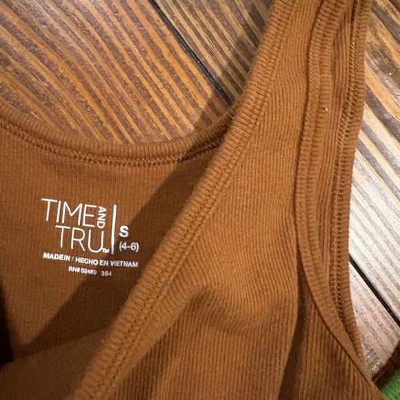 Women's Multicolor Tank Top Set - Picture 2 of 4